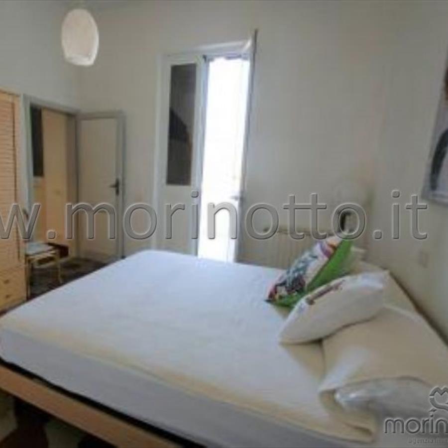 Bifamiliare forte dei marmi