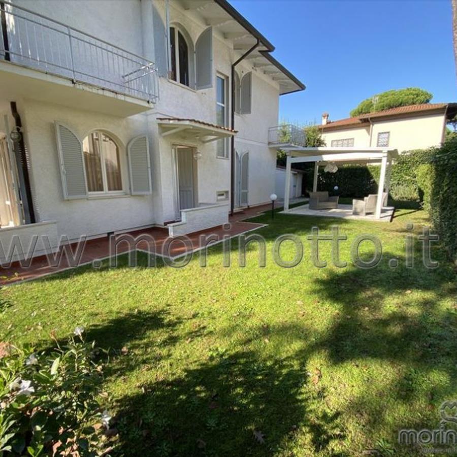 Bifamiliare Forte dei Marmi