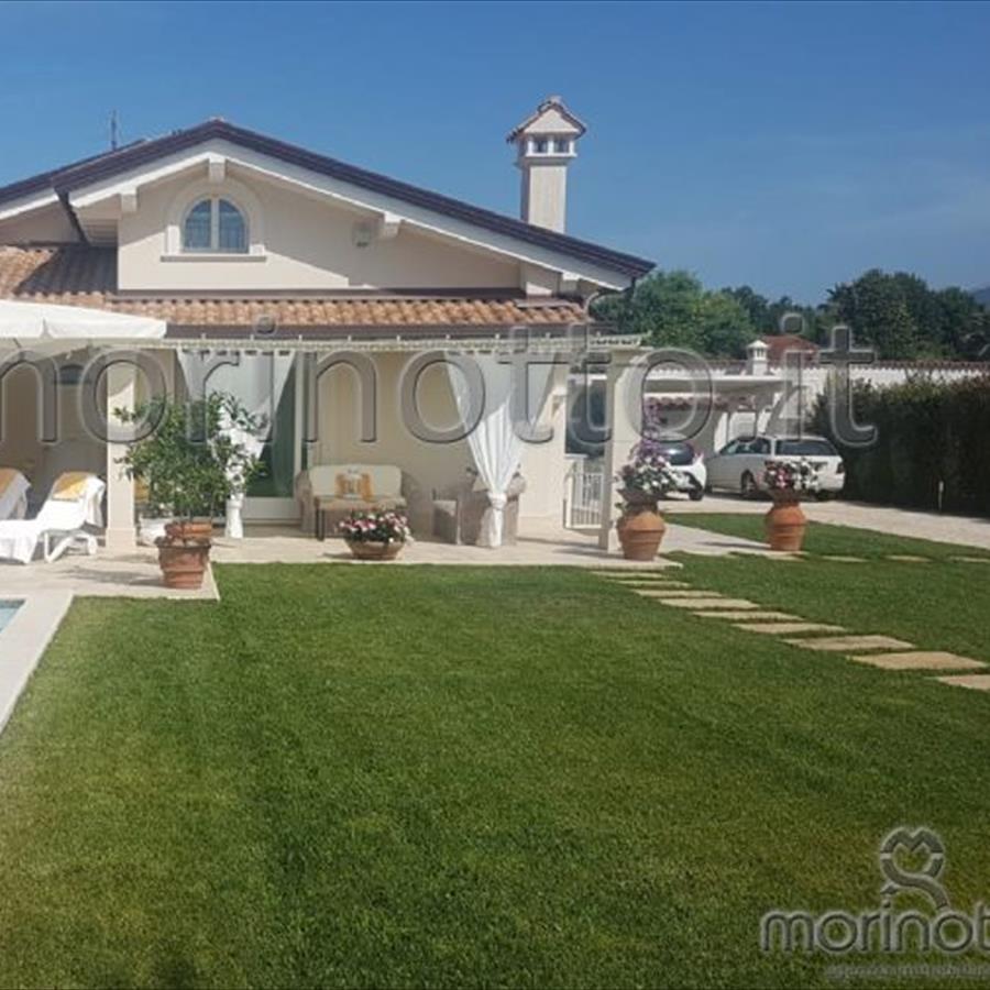 Villetta forte dei marmi