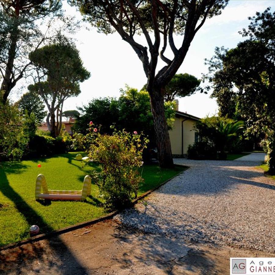 Villa forte dei marmi